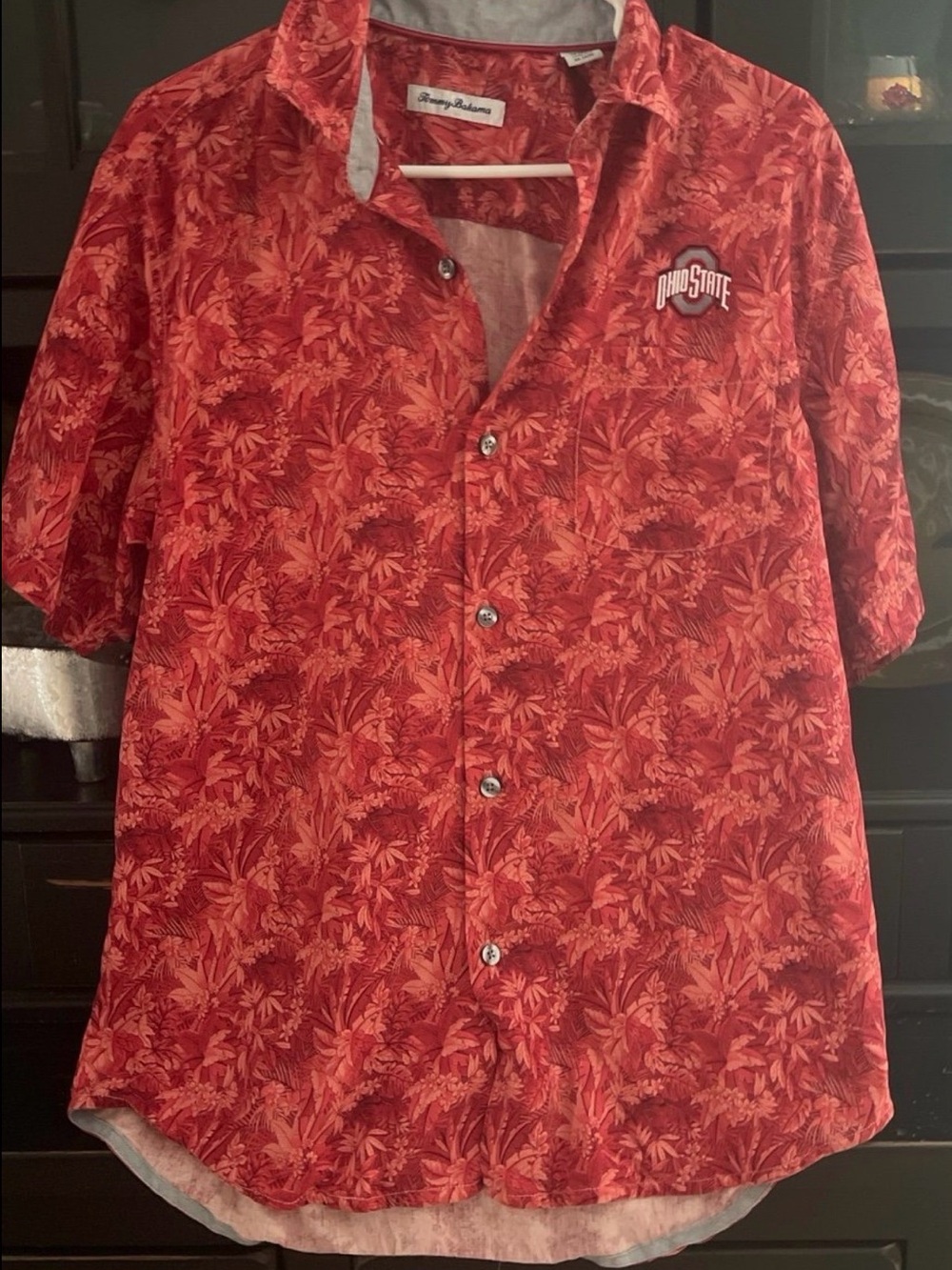 Tommy Bahama OSU Red Tropical Short-Sleeve Button-Down Shirt ( M )